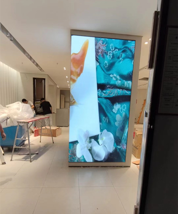 青海商场门店转角LED显示屏